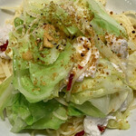 ファリナモーレ・ドルチェ - 庄内浜のフグとキャベツと
      　　　カラスミのペペロンチ・ロンチーノ