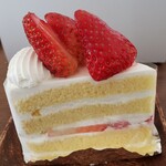 しまだ洋菓子店 - いちごのショートケーキ