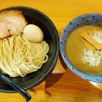 自家製麺 TANGO - つけ麺並盛 850円/味玉 100円