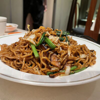 中国飯店 三田店 - 醤油が焦げた香ばしい香り