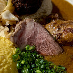 吉田カレー  - ローストビーフ