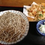 そば酒房 なごみや - かき揚げそば、かき揚げが旨い
