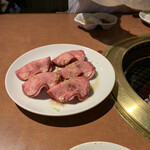 上野手 焼肉店 - 