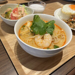 タイ料理 Benjarong - 