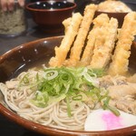 資さんうどん - きれいに揃ってる