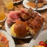 MORETHAN TAPAS LOUNGE - 