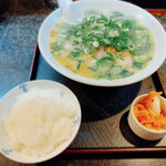 薩摩っ子ラーメン - ラーメン定食(ニンニクチョイ・ネギガバ・ライス小)