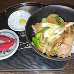 Shingozensoba Hamikawa - ミニ焼きとり丼