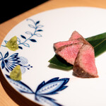 にく稲 - 赤身ステーキ瞬間スモーク