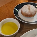 ブラッセリー ラシュレ - パン