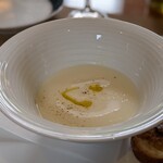 ブラッセリー ラシュレ - 新玉ねぎのポタージュ