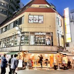 ぞんぶんスタンド - 外観。新宿三丁目駅が最寄りです。