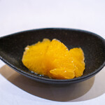 紀尾井町 とんかつ・洋食ひとみ - みかんのコンポート