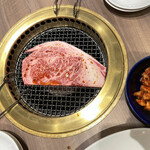 コウゴ牧場直営　焼肉大黒や - 贅沢セットの肉を焼く！『ステーキ』