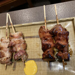 山利喜 - 焼きトン、いずれも絶品