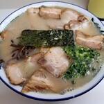 らーめん工房 龍 - チャーシュー麺大盛　970円