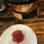 おまる商店 - 牛ヒレ、生わさび醤油で食べると美味しい。