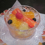 なだ万 - 季節果物のコアントローゼリー