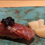 宮島鮨 まいもん - 赤身？たしか海苔の佃煮のせ(230424)