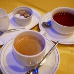Rara Narita - コースのコーヒーは紅茶も選べました