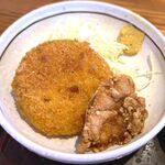 さくら本店 - (ﾗﾝﾁ)さくら定食 主皿：メンチカツと鶏のからあげ　2023.4.14