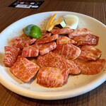 ボンボン - 和牛焼肉ランチ 200g 2,117円