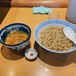 中華そば 青葉 - つけ麺の太麺