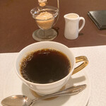 東洋軒 - 食後のコーヒーはレギュラーサイズに変更してもらいました！