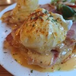 Breakfast Story - Classic Eggs Benedict (with Side Salad)