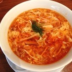 Eirin - ランチ。酸辣湯麺。
      上品な味わい。
