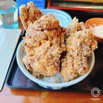 デカ盛り唐揚げ丼専門店キッチンBUSSTOP - 