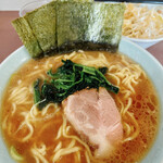 横浜らーめん 本牧家 本店 - 