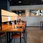 月よみ鶏そば - 店内の様子②