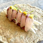 レヴォ - ③鯵
      ・ウドマリネビスタージュ ブラックオリーブ