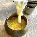 レヴォ - ⑦大門素麺　
      ・黒部の山羊チーズスープ、蕗の薹のオイル