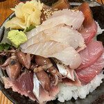 Ayamiya - 近海5色丼