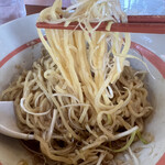 Kourakuen - 麺はあつ盛では無く、〆られた麺。なので、コシが強い。これから暑い時期にも重宝しそうな新メニューだ。