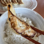 Kourakuen - 餃子とライス並べられたら、餃子ライスで米を消費しちゃうよ。