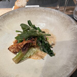 楽の蔵　レストランChez tomo. - スズキとホウボウ　季節の山菜　いずれもフレッシュで惜しみなく食材を提供してくださる　最高です