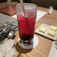 楽の蔵　レストランChez tomo. - 母はノンアル　だいぶアイス溶けてますが　ブルーベリースカッシュ