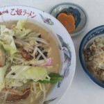 乙姫ラーメン - ちゃんぽんセット