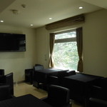 ラ プティマルシュ - ２Ｆはラウンジ風