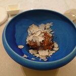 Maison DIA Mizuguchi - ◆スペシャリテ◆
      名古屋コーチン卵のポーチドエッグ・越冬させたインカの目覚め 自家製ベーコンのエスプーマソースとマデラソース
      スモークウッドのバブル・イタリア産マルケサマートリュフ