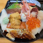 Sushi domuburi nomise kuukai - くう海丼　うに入り　2800円