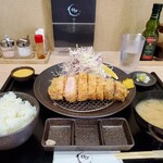 とんかつ ロク - 