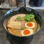 麦とラーメン - 鶏白湯ブラウン