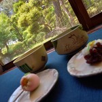 Chashitsu Oumeian - お茶菓子、抹茶