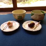 Chashitsu Oumeian - お茶菓子、抹茶