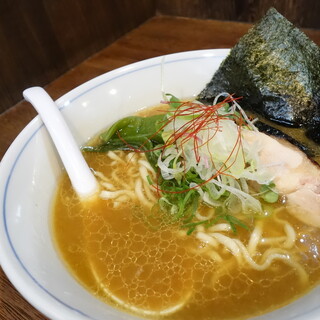 らぁめん 欽山製麺所_0