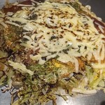 ミカヅキ - 肉玉うどんの炙りチーズ